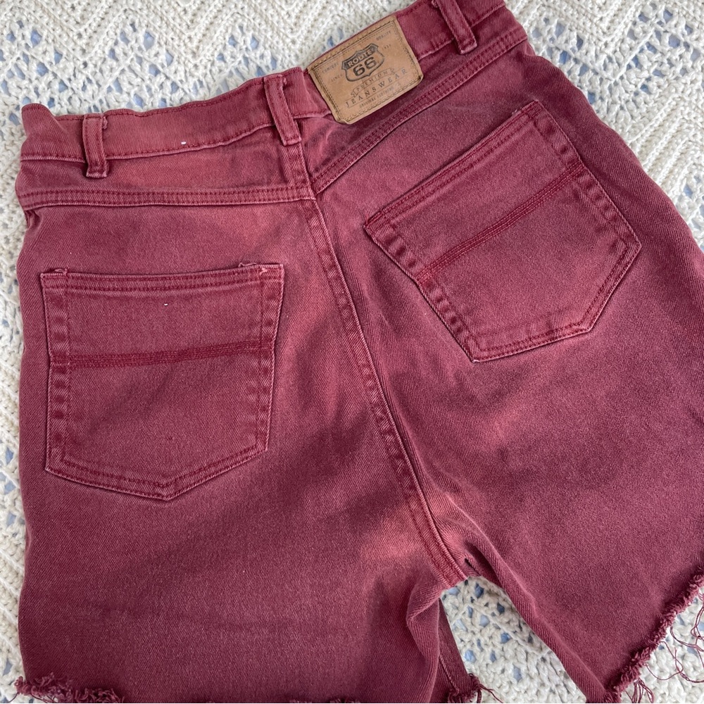 Vintage Shorts High Waisted Cut Off Mom Jean Burgundy Fraying Distressed 90s Red - Picture 5 of 6